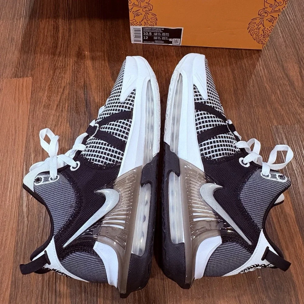 Nike like new